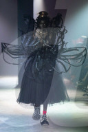 Défilé de mode "Noir by Kei Ninomiya" prêt à porter printemps / été 2025 lors de la fashion week à Paris (PFW)