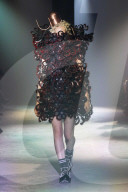 Défilé de mode "Noir by Kei Ninomiya" prêt à porter printemps / été 2025 lors de la fashion week à Paris (PFW)