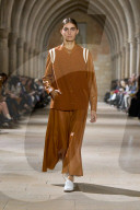 MODE - Paris Fashion Week Frühling/Sommer 2025: Akris