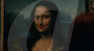 Lady Gaga enhances Mona Lisa's smile