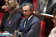 Discours de politique générale du nouveau Premier ministre Michel Barnier à l'Assemblée nationale à Paris