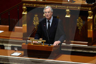 Discours de politique générale du nouveau Premier ministre Michel Barnier à l'Assemblée nationale à Paris