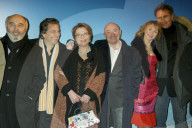 AVANT-PREMIERE DU FILM LES BRONZES 3 AMIS POUR LA VIE A PARIS