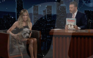 Jennifer Aniston dans le talk-show Jimmy Kimmel Live !