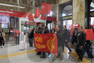 Bologna - Sciopero lavoratori settore trasporti dopo morte operaio sotto treno