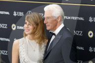 PEOPLE - Zurich Filmfestival: Richard Gere wird von Fans in Zürich empfangen
