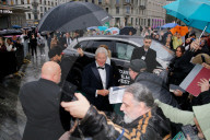 PEOPLE - Zurich Filmfestival: Richard Gere wird von Fans in Zürich empfangen