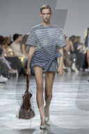 Défilé de mode printemps-été 2025 "Rabanne" lors de la fashion week de Paris