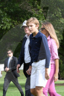 Trump family returns from Camp David