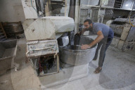 Gaza bakeries idle due to lack of flour and sugar