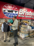 FEMA workers assist US victims of hurricane disasters