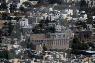 Israel postpones handover of Mosque to Hebron Directorate