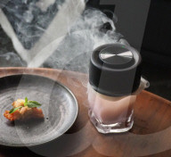 Smokpub, un appareil permettant d'améliorer les boissons et même certains aliments en les infusant de fumée est arrivé sur le marché