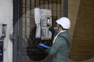 Cade ascensore in un palazzo nel centro di Roma