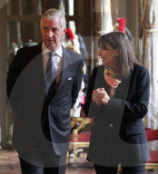 Le roi Philippe et la reine Mathilde de Belgique reçus par Anne Hidalgo, maire de Paris, lors de la visite du couple royal en France