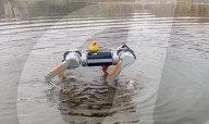 Quadruped robot that  can work underwater