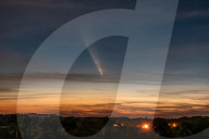 FEATURE - SN_COMET_OVER_FIELDS_04