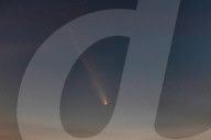 FEATURE - SN_COMET_OVER_FIELDS_08