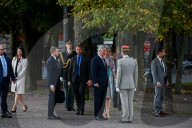 Le roi Philippe de Belgique et la reine Mathilde assistent à une cérémonie militaire lors de leur visite à Lille