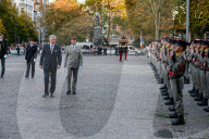 Le roi Philippe de Belgique et la reine Mathilde assistent à une cérémonie militaire lors de leur visite à Lille
