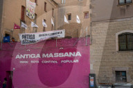 Barcelona - Tense wait for the eviction of the Antiga Massana