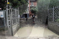 Disagi e danni dopo alluvione a Bologna