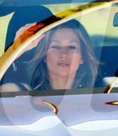 PREMIUM EXCLUSIVE Jennifer Lopez May Testify In Upcoming Diddy Trial