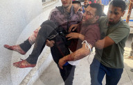 Wounded Palestinians arrive hospital