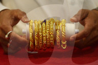 Indians shop for gold jewelry during Diwali