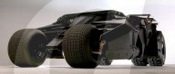 Une réplique officielle du Tumbler de Batman de la trilogie Batman de Christopher Nolan est en cours de production, pour un prix de près de 3 millions de dollars