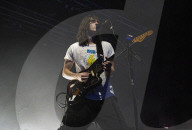 Mk.gee review - is this the world's most exciting young guitarist?
