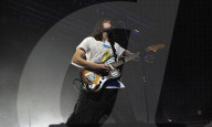 Mk.gee review - is this the world's most exciting young guitarist?