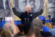 Tim Walz campaigns in Pennsylvania