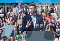VIPs support Kamala Harris at Atlanta rally