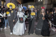 Milano Piazza Duomo. Parata per il Dia de los Muertos