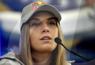 Autograph show of Ukrainian sabre fencer Olga Kharlan in Kyiv