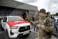 Lithuania donates equipment to help remove landmines in Ukraine 