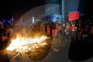 Israelis protest Netanyahu's firing of Minister of Defence, Yoav Gallant