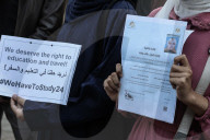Palestinian students demand opening of Gaza exits