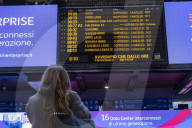 Milano Cadorna. Sciopero dei mezzi di trasporto urbano e di trenord.