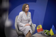 Zelensky meets with President of Moldova, Maia Sandu