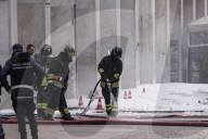 Milano, incendio in corso Vittorio Emanuele a seguito di un cortocircuito nei sotterranei di un palazzo