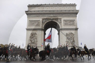 Prime Minister Kier Starmer lays a wreath at l'Arc de triomphe