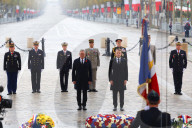 Prime Minister Kier Starmer lays a wreath at l'Arc de triomphe