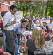 Presidential candidate Vivek Ramaswwamy stumps in New Hampshire