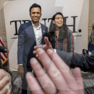 Vivek Ramaswamy campaigns in New Hampshire