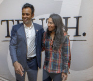 Vivek Ramaswamy campaigns in New Hampshire