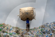 FEATURE - SN_PLASTICS_SORT_01