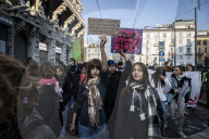 Milano, manifestazione studentesca No Meloni Day