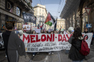 Milano, manifestazione studentesca No Meloni Day
